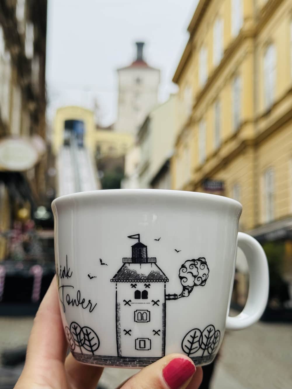 37 godina iskustva u porculanu